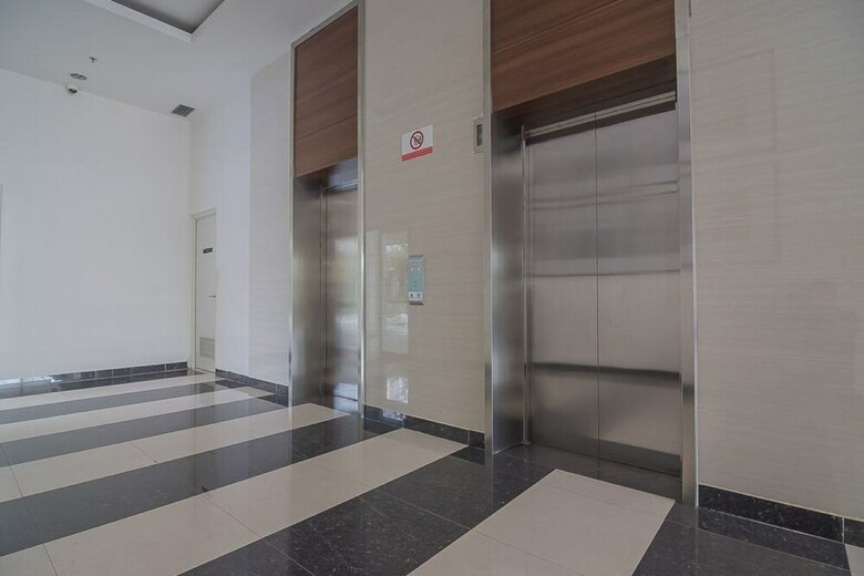 Aparthotel Reddoorz Apartment @ Sentul Tower