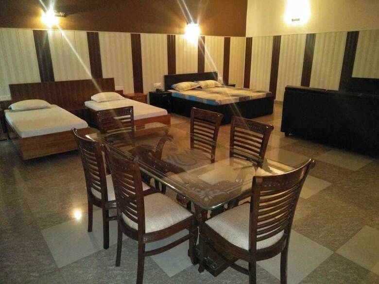 Seven Star Hotel
