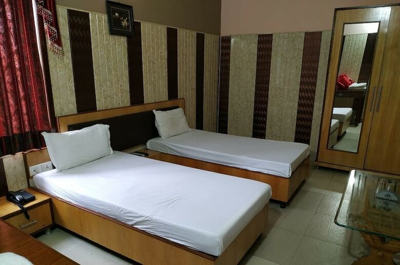 Seven Star Hotel