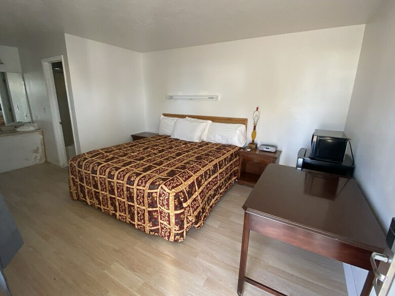Mcdermitt Gas Grill And Motel