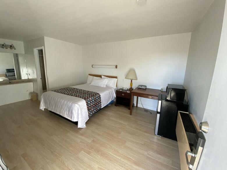 Mcdermitt Gas Grill And Motel