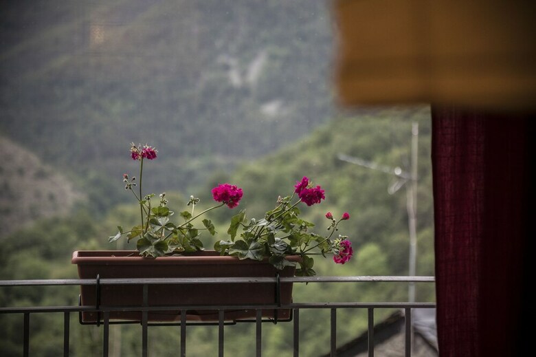 Hostal Abad�a de Montenartr� - Hostel