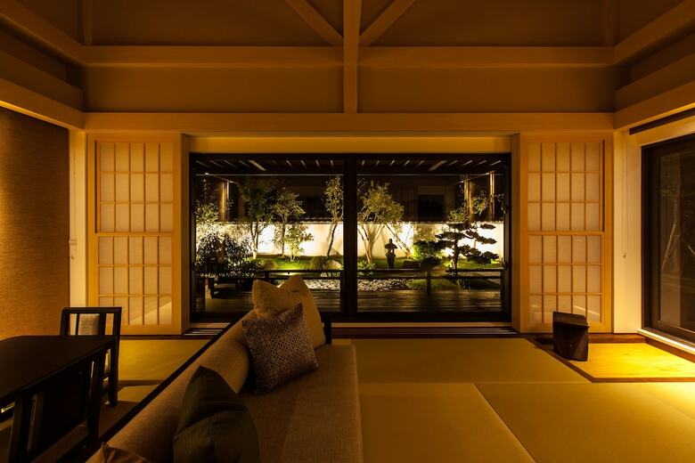 Hotel Aoka Gyoen