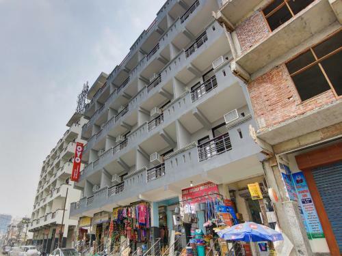 Hotel Collection O 26759 Near Bal Vikas Public School