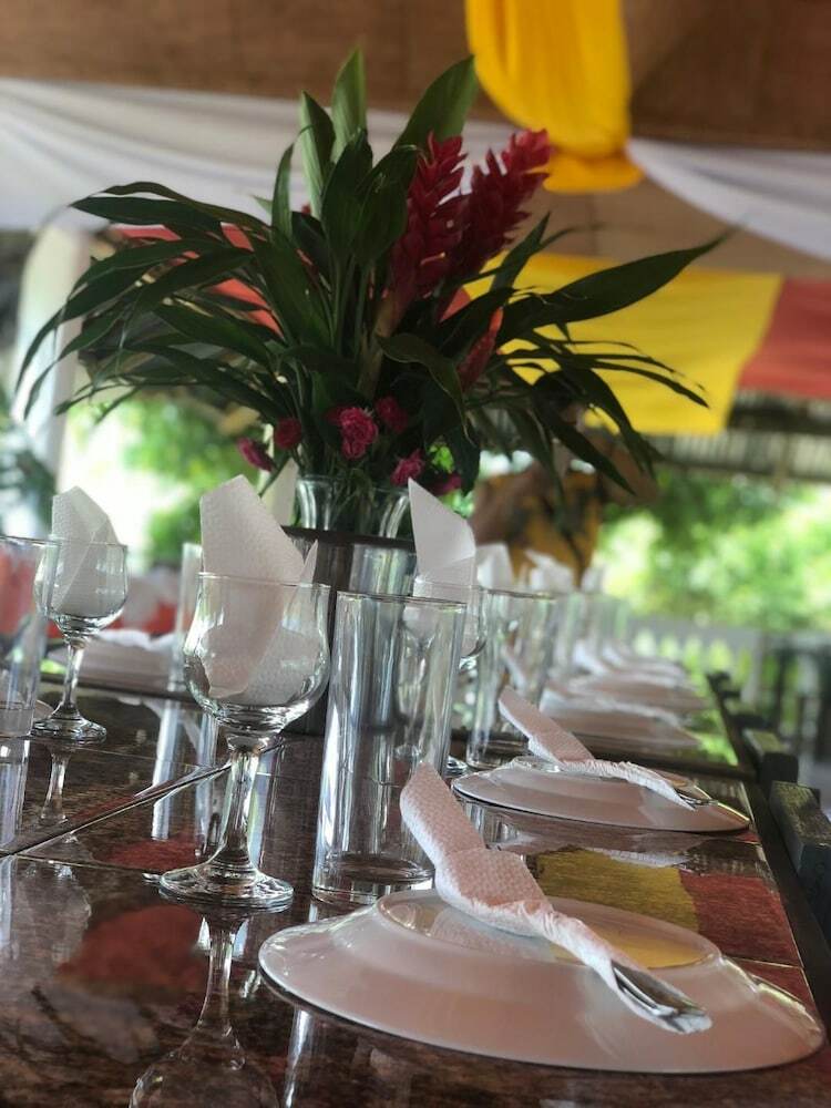 Hotel Jupiter's Garden Resort
