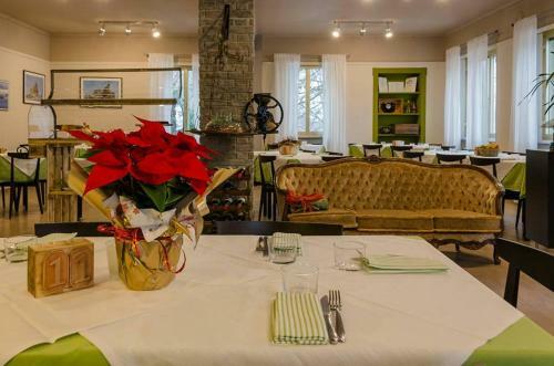 Hotel Albergo Ristorante Della Sacra
