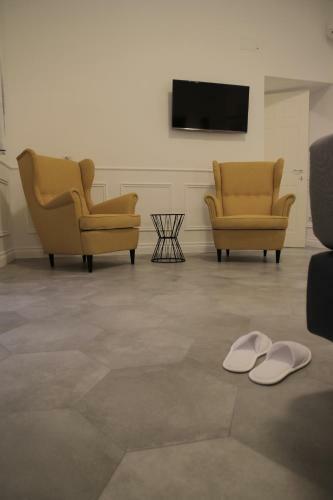 Hostal Palazzo Balsamo Suites