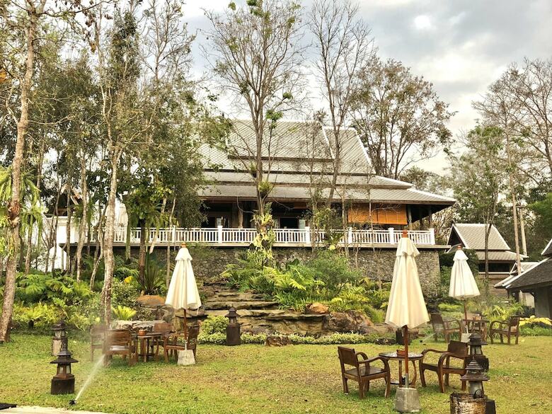 Hotel Ruean Racha Resort