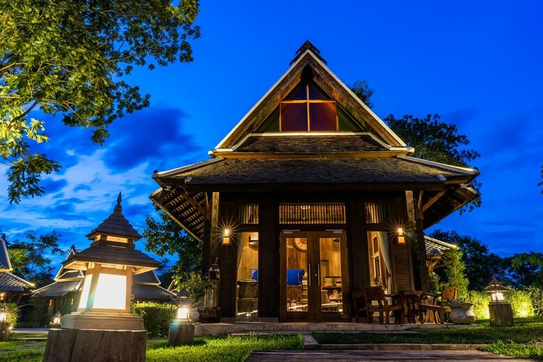 Hotel Ruean Racha Resort