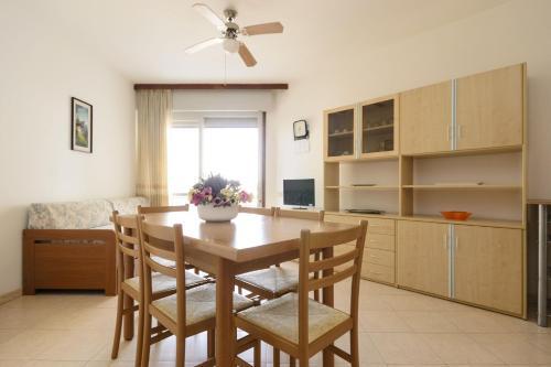 Apartments In Lignano 21732