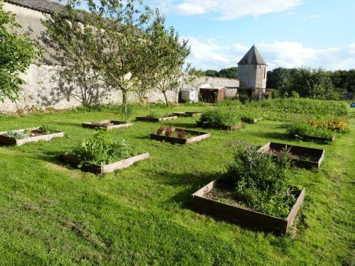 Fermes Du Bonheur