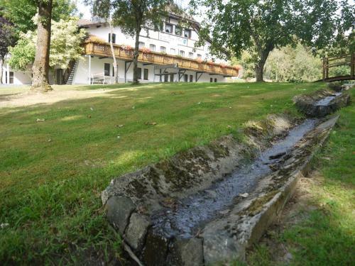 Hotel Burg Hof
