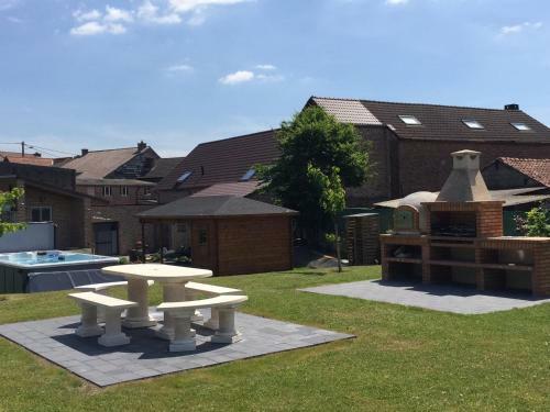 Antiqua & Qook Bed And Breakfast