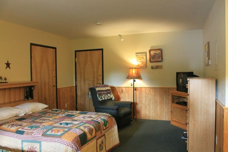 Posada Viking Bay Resort & Lodge
