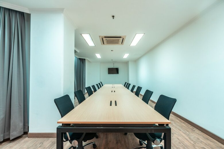 Oyo Townhouse 2 Hotel Gunung Sahari