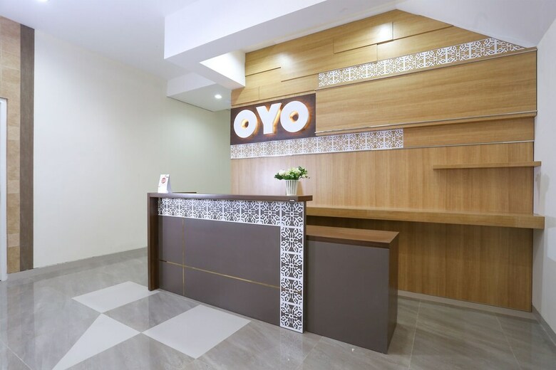 Hostal Oyo 999 Garuda Guesthouse