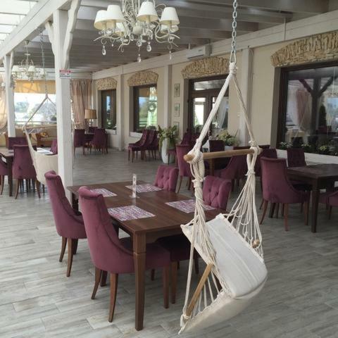 Hotel-przysta?