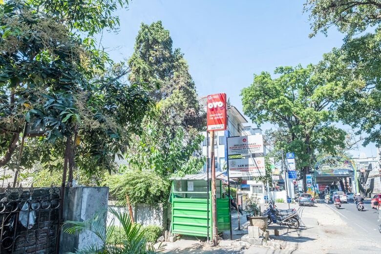 Hostal Oyo 1042 Jarrdin By Olive