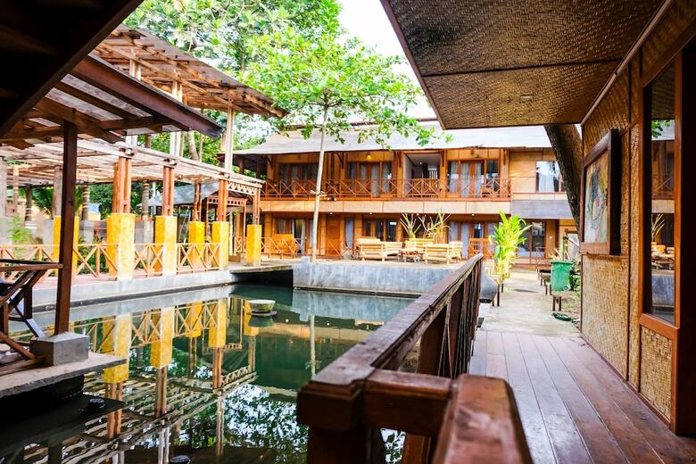 Hostal Oyo 1099 Bandini Riverside Cottage