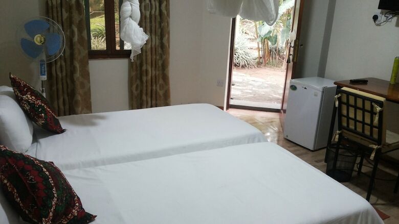 White Castle Hotel Arua
