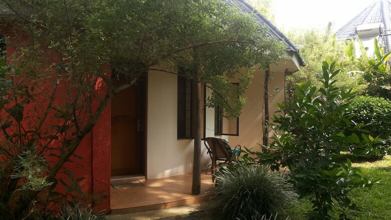 White Castle Hotel Arua
