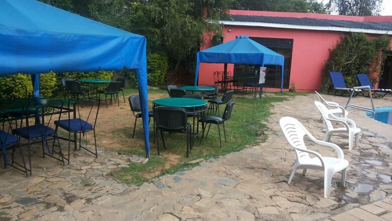 White Castle Hotel Arua