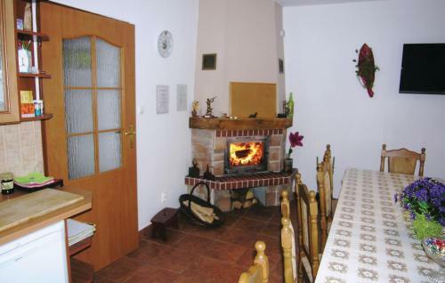 Four-bedroom Holiday Home Chelmno With A Fireplace 07