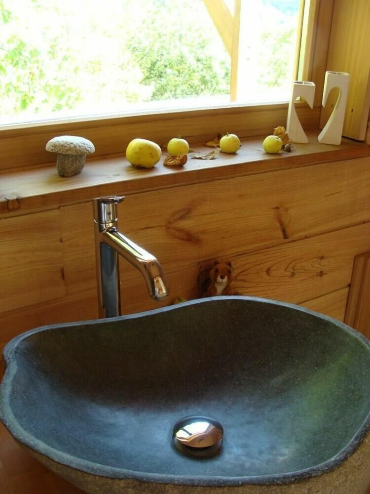 Ma P'tite Cabane En Loz�re
