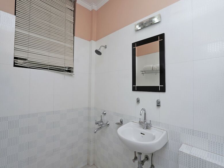 Capital O 40539 Hotel Triputi