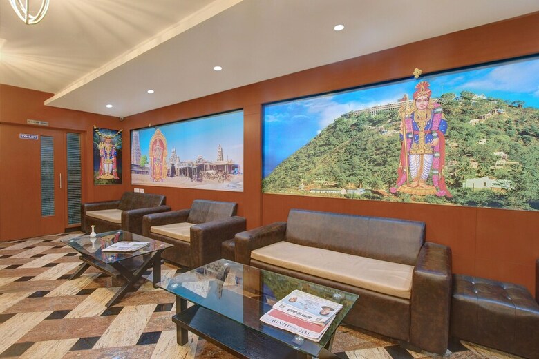 Oyo 29675 Hotel Tiruchendur Mani Iyer