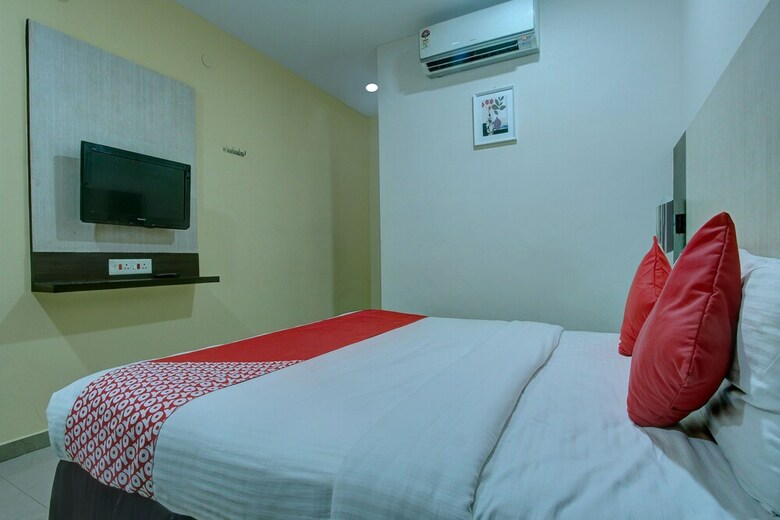 Oyo 29675 Hotel Tiruchendur Mani Iyer
