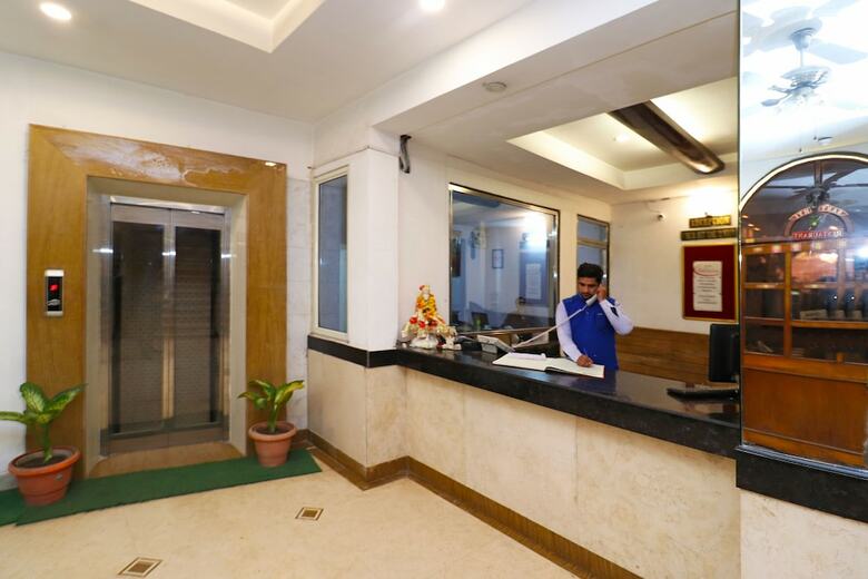 Hotel Oyo 27878 Highway Inn International
