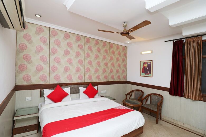 Hotel Oyo 27878 Highway Inn International