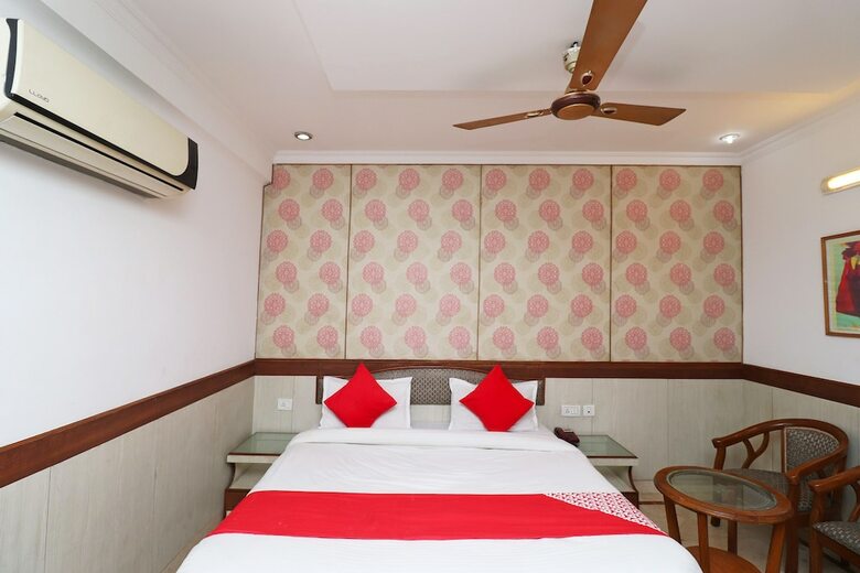 Hotel Oyo 27878 Highway Inn International