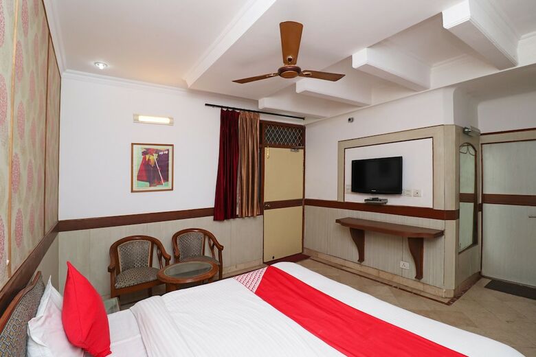 Hotel Oyo 27878 Highway Inn International
