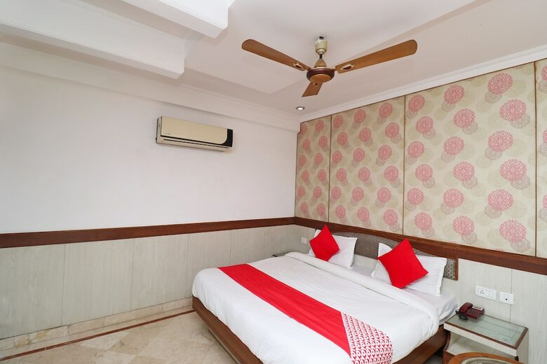 Hotel Oyo 27878 Highway Inn International