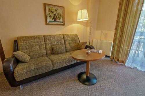 Zeleny Guy Health Resort