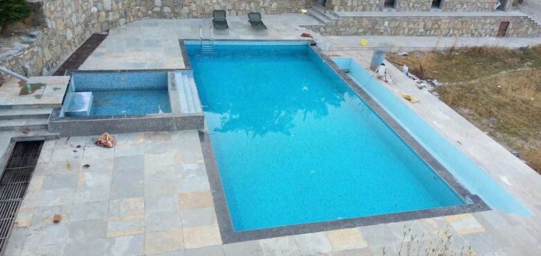 Hotel Indraprasth Heritage Resort