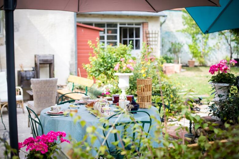 Les Logis Du Plat D'etain By G�tes de France