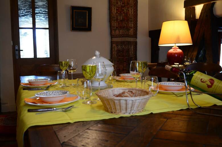 Les Logis Du Plat D'etain By G�tes de France