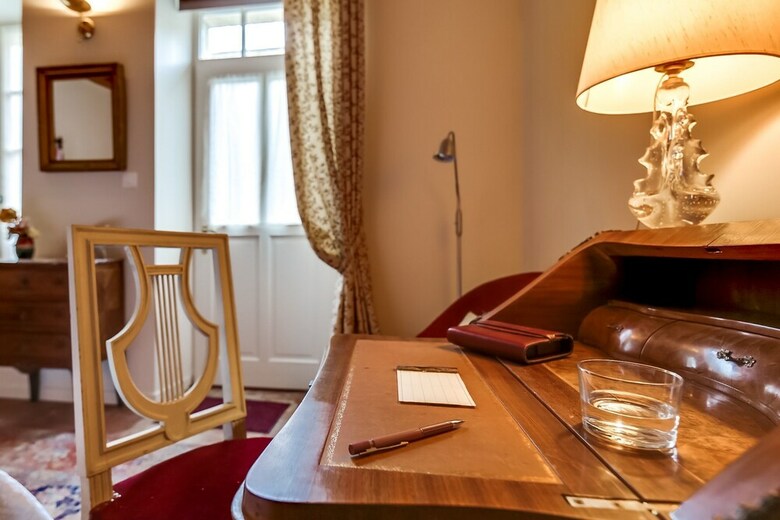 Les Logis Du Plat D'etain By G�tes de France