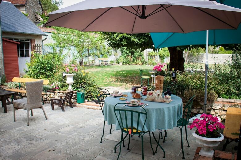 Les Logis Du Plat D'etain By G�tes de France