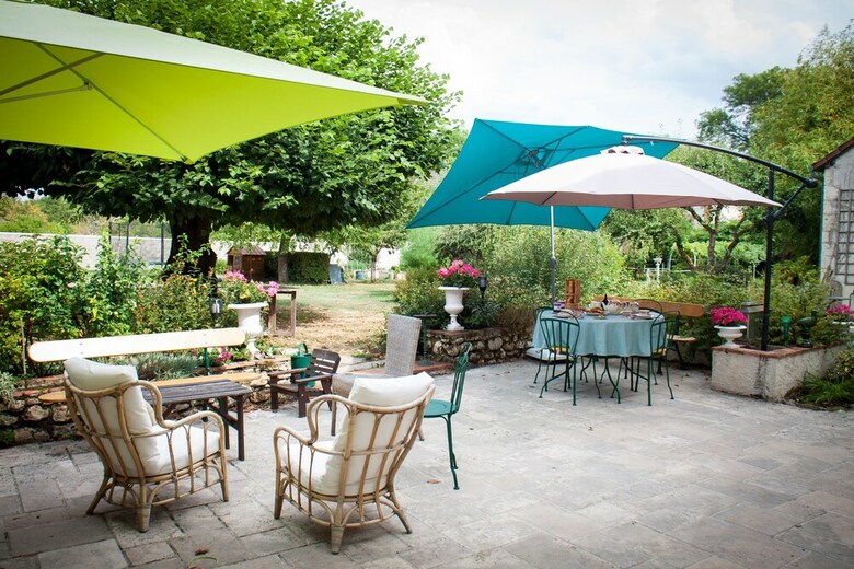 Les Logis Du Plat D'etain By G�tes de France