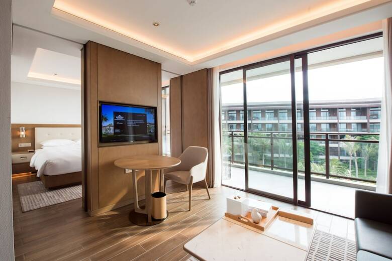 Hotel Wingate By Wyndham Hainan Chengmai