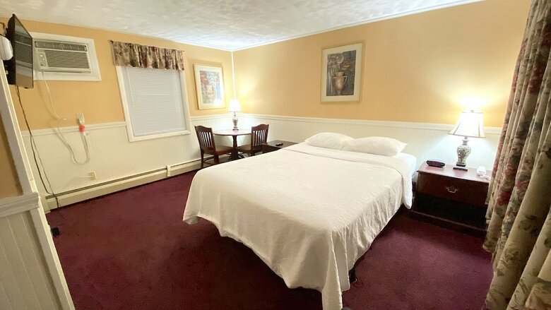 Hotel Founder's Brook Motel And Suites