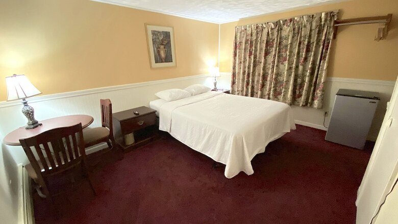 Hotel Founder's Brook Motel And Suites