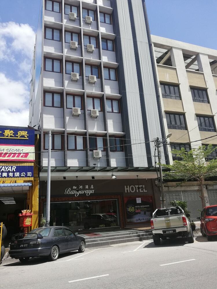 Hotel Bunga Raya
