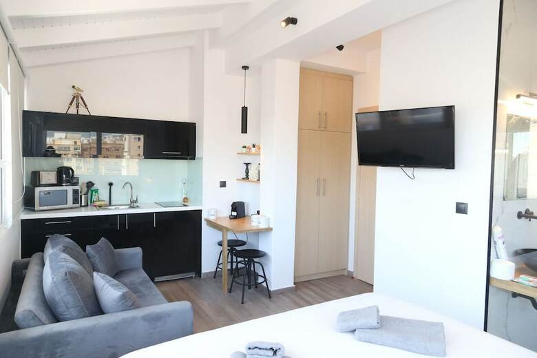 Apartamentos Triple A - Evripidou 36