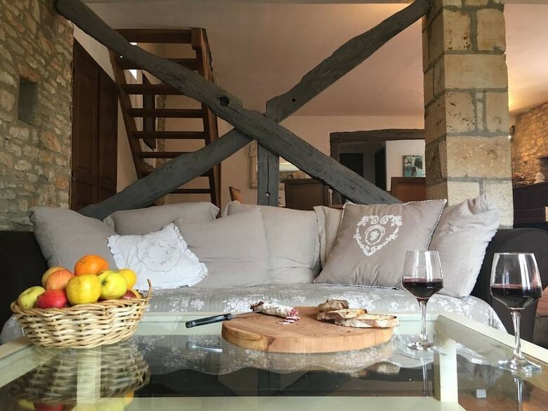 Les Vieilles Pierres