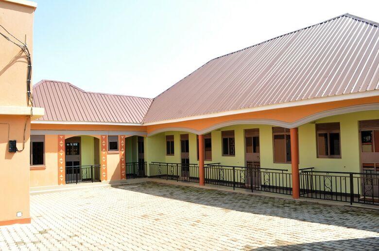 Antique Apartments